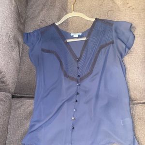 CeCe’s Top Size M